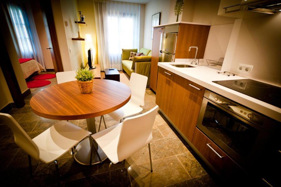 Apartamentos Abaco Llanes Buitenkant foto